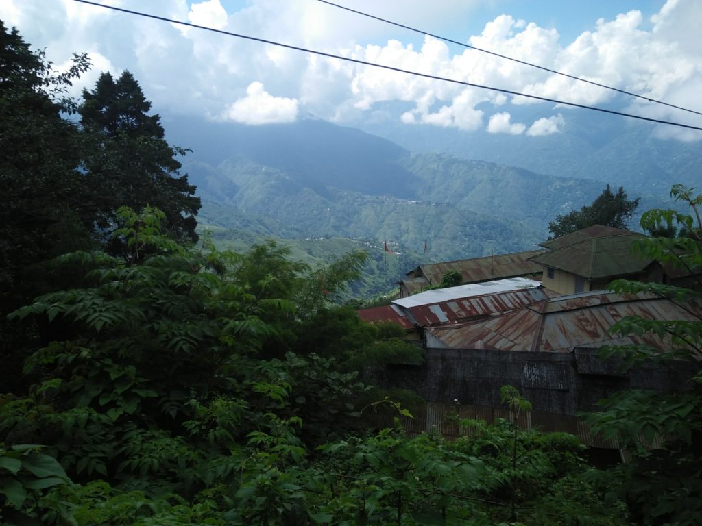 A beautiful view of the area surrounding Darjeeling